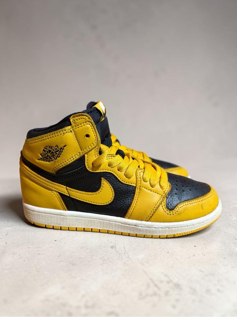 Nike Jordan 1 Retro OG High Pollen Mustard Yellow AQ2664-701 Shoes Youth Kids